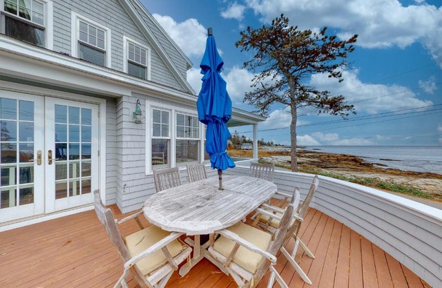 Tranquil Ocean Retreat