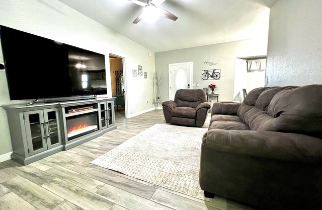 Tranquil Private Guest House near Las Vegas