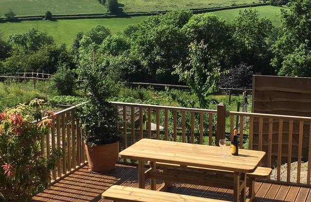 Tranquil retreat for two in the Heart Of Rural Mid Wales.