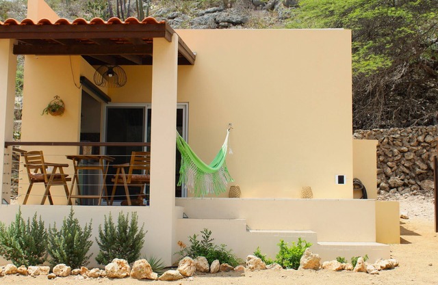 Transhi by Cunuc'i Cristi, we are completely off-the-grid, ground with nature!