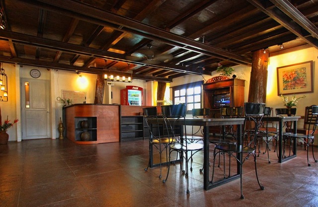 Travelbee Heritage Inn