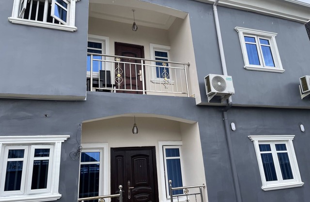 Travelhome: Spacious and Affordable One BR Apartment.