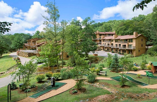 Treat your family to an amazing vacation in beautiful Blue Ridge Mountains
