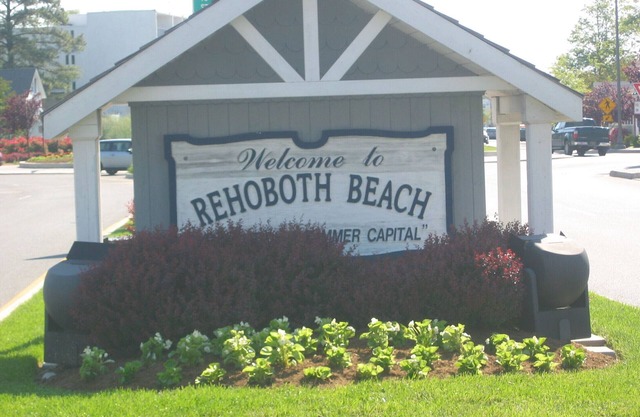 Treat Yourself To A Few Days At The Beach.Oct 29-Nov 2. Sunrises Are Amazing