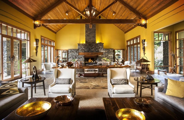 Treetops Lodge & Estate