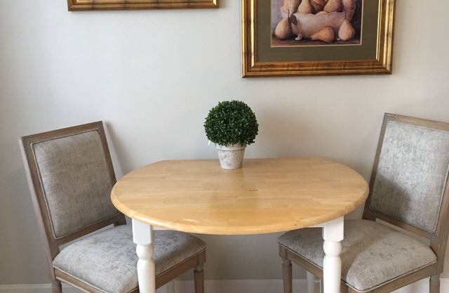 Trendy & Timeless: Home away from home