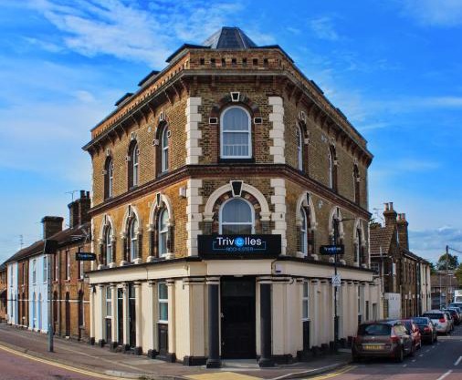 Trivelles Rochester Hotel
