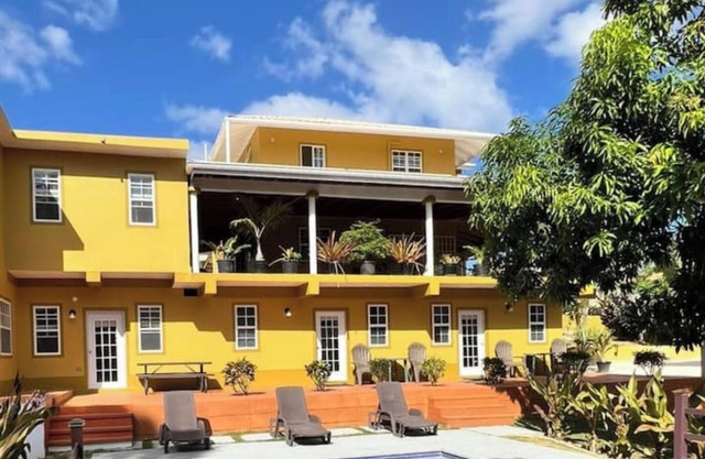 Tropical Apartments Tobago: Bluebell Apt