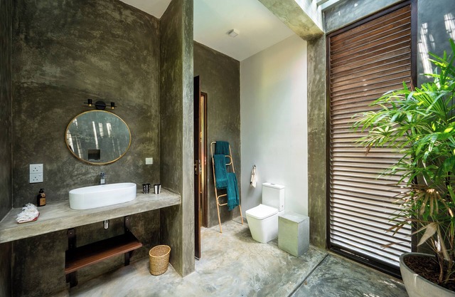 Tropical Beach Villa in Paradise: 3 Bed 2 Bath