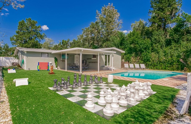 Tropical Oasis - Pool & Games | Ace Location