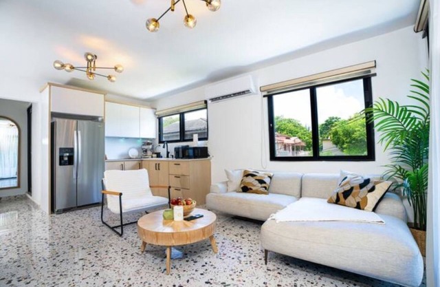Tropical Retreat: Beachside 1BR in Vega Alta