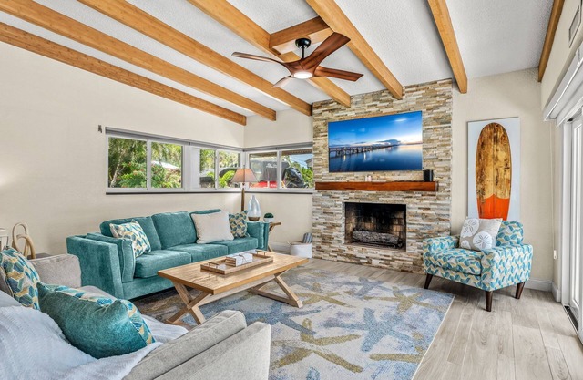 Tropical Riverfront Retreat w/Heated Pool, Spa, Tiki Hut & Dock! 🌴