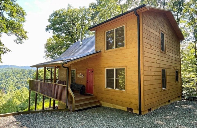 Trout Lily Cabin - Lansing, NC