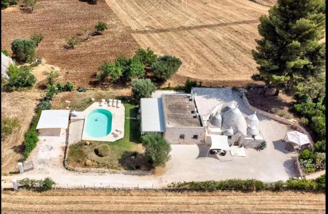 Trullo Paradise with pool