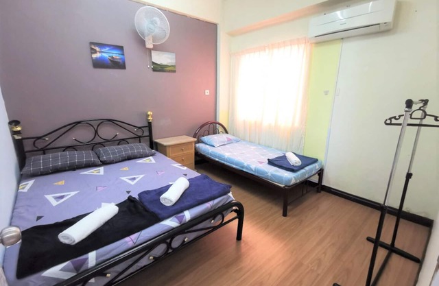 TT #2 Kota Kinabalu Town/2Rooms 7px/Waterfront/Gayastreet/Api-api apt/2hse14pax