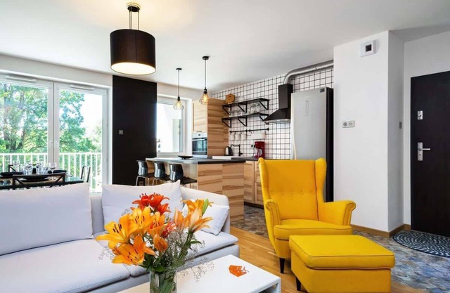 Tumskie Ogrody II Spacious Apartment |Parking|Desk