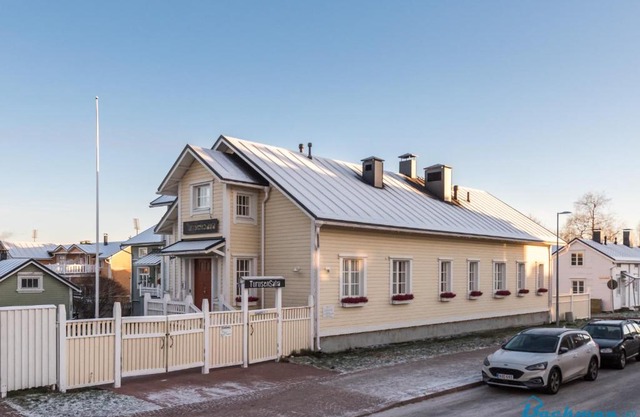 TurusenSaha Guesthouse