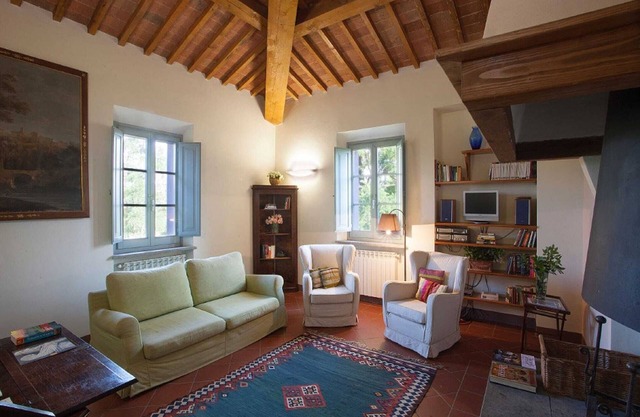 Tuscan Escape with Pool