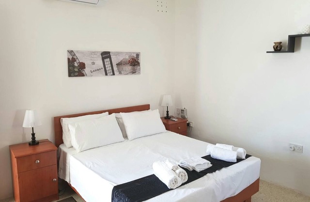 Twin/Double room with private Bathroom, close to Mdina