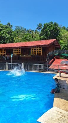 Twin Hearts Resort Pool Cabin 2