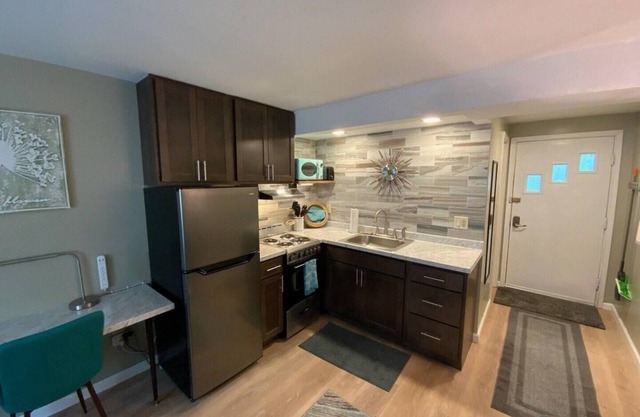 Twin Oaks Extended Stay Studio - 2817 Apt 2