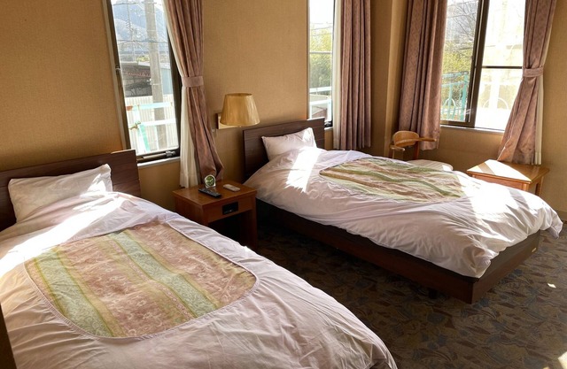 Twin room with bath 2nd or 3rd floor Lunch box service plan/Shiso Hyōgo