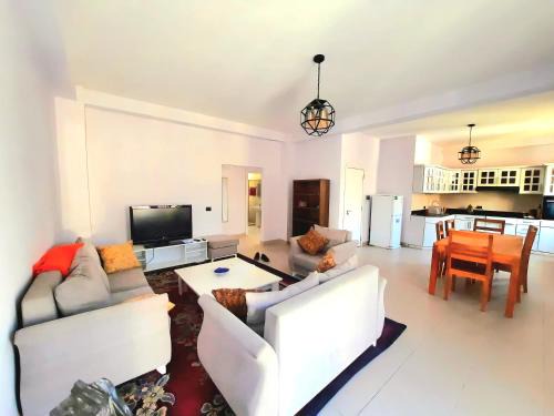 Twins 3bedroom apartments
