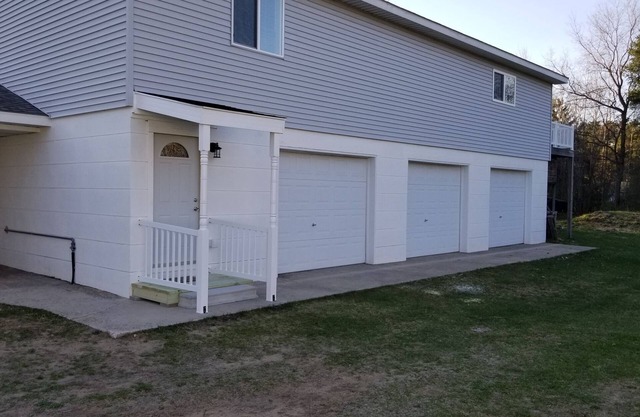 Two Bed Room with Two Luxury Bathrooms including Jacuzzi tubs, Open year round