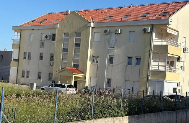Two bedroom apartment with balcony Kaštel Štafilić, Kaštela (A-24501-a)