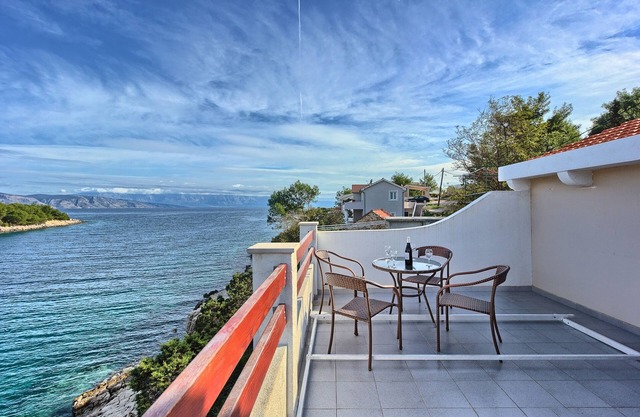 Two bedroom apartment near beach Basina, Hvar (A-5699-c)