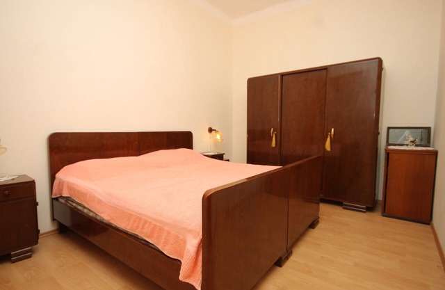Two bedroom apartment with balcony Vis (A-2435-c)