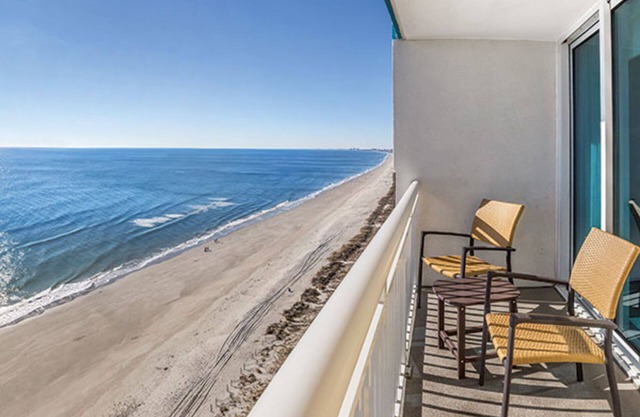 Two Bedroom Deluxe Ocean Front Luxury Condo, Myrtle Beach (1765766)
