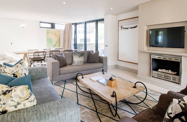 Two Bedroom with Bbq and Sea Views