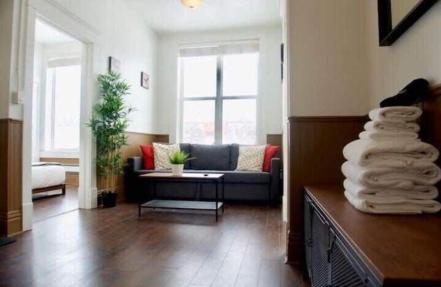Two Condos! Two Kitchens, Sleeps 7, 3 Bedrooms