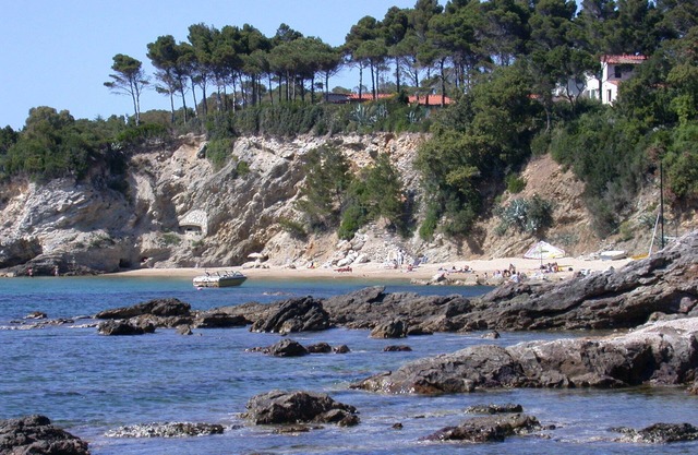 Two-room apartment M 150 meters from the sea in the Calanchiole area