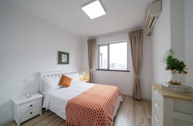 Tyms Luxury 4BR 2BA APT Garden