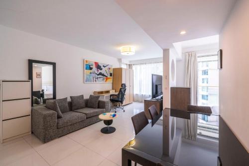Tyms Xujiahui Elegant 1BR APT