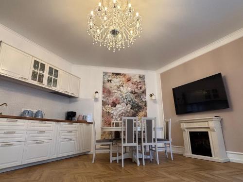 Tynska apartment