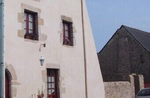 Typical house in paludier village for 2 to 5 people, comfortable, quiet, Wi-fi