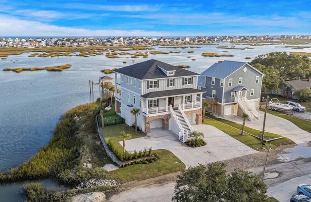 Tyson’s Corner: Luxe Marsh Retreat with Pool & Game Room