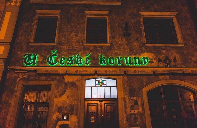 U České koruny