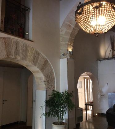 Ucciardhome Hotel