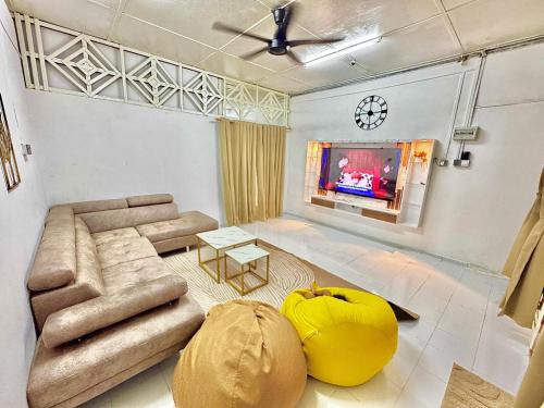 UDA HomestayMuslimOnly #1h to Mersing#