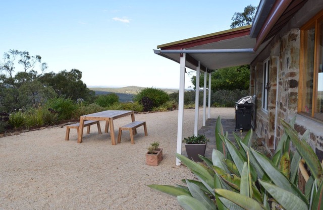 Ukamirra -magic views in private bush setting
