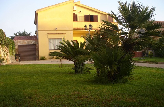 "Ulivo Apartment" just minutes from Ragusa and the sea
