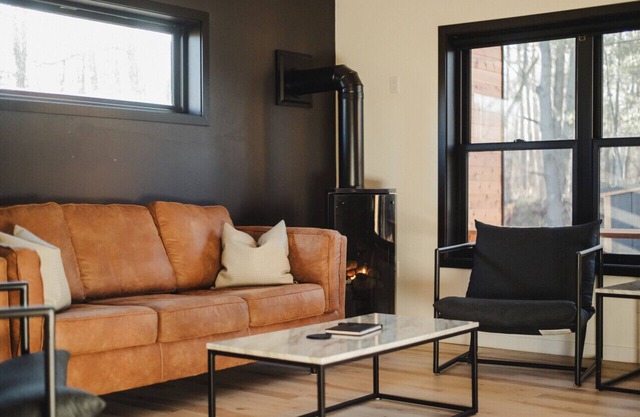 Ultimate Retreat: Cozy Cabin w/Fireplace! Cuyuna MTB Access