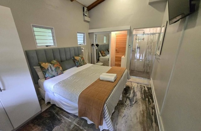 Umhlanga Lodge Private entrance and dining area