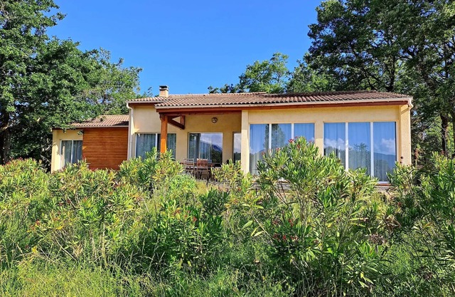 Unabhängige Villa, 2 Bäder + Klimaanlage 7 Personen