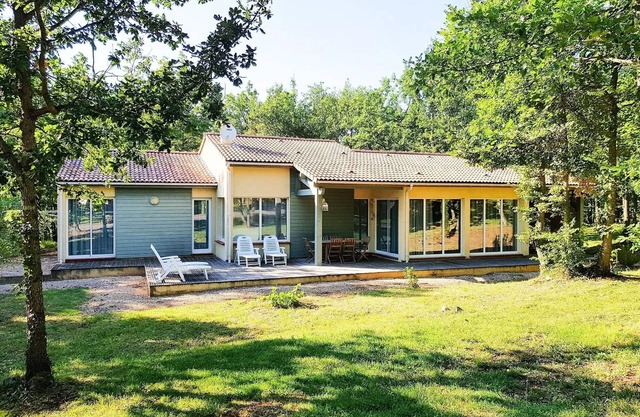 Unabhängige Villa, 2 Bäder + Klimaanlage 8 Personen