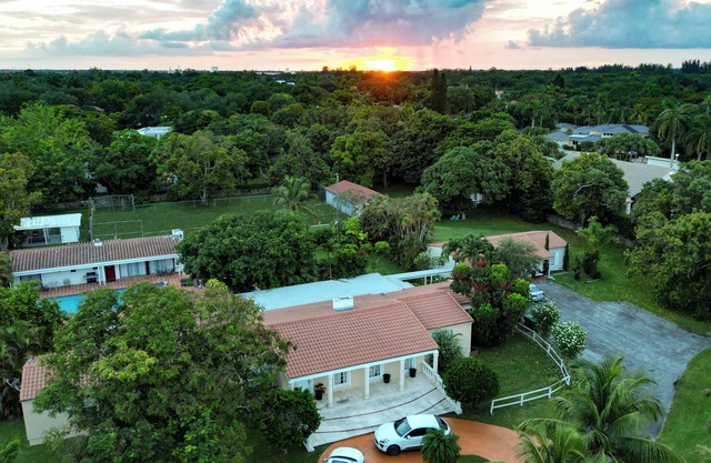 Under 100 per night this Fall - 4-acre, private property, large pool.Book Now!